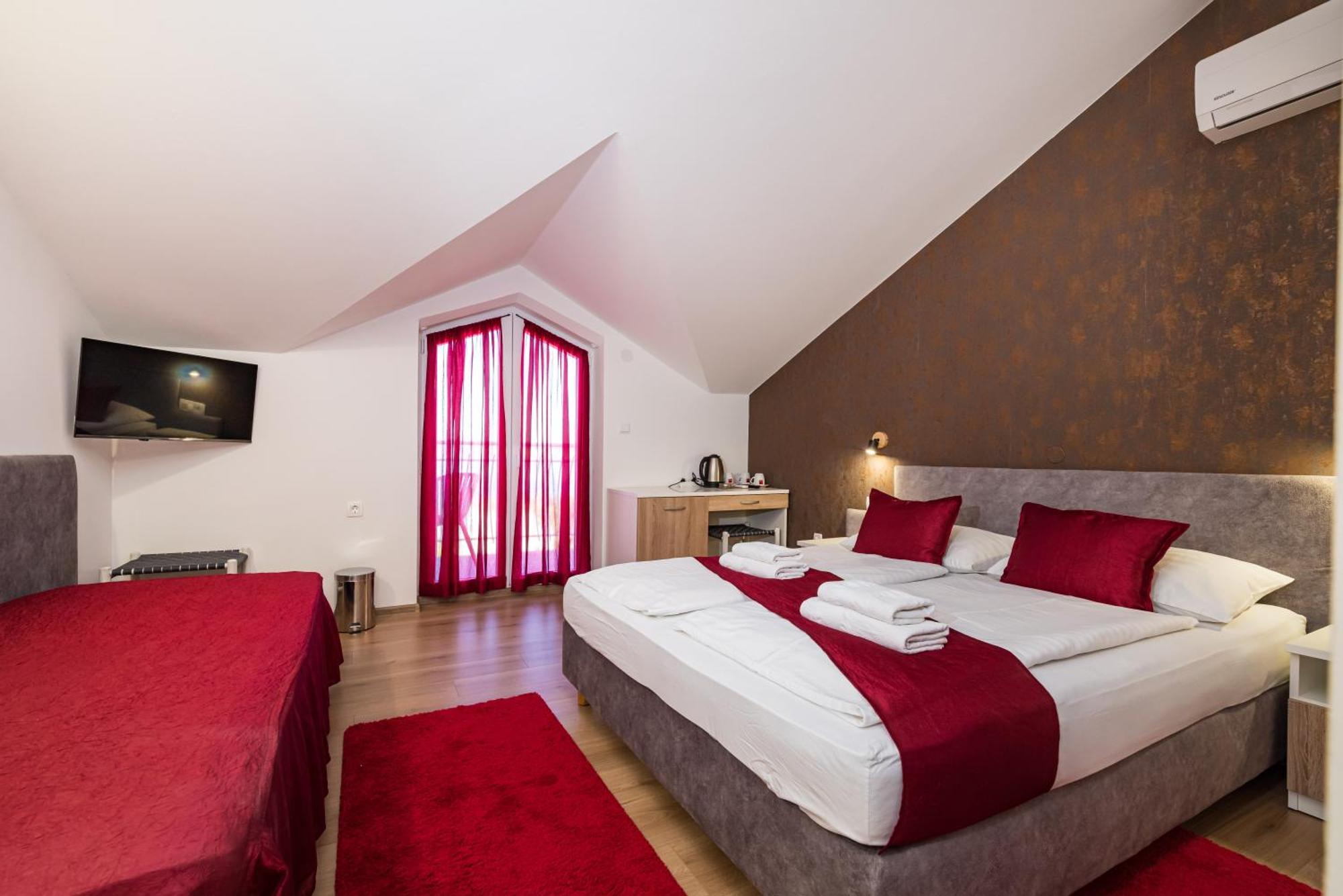 Hotel Vicko Стариград-Пакленица Экстерьер фото
