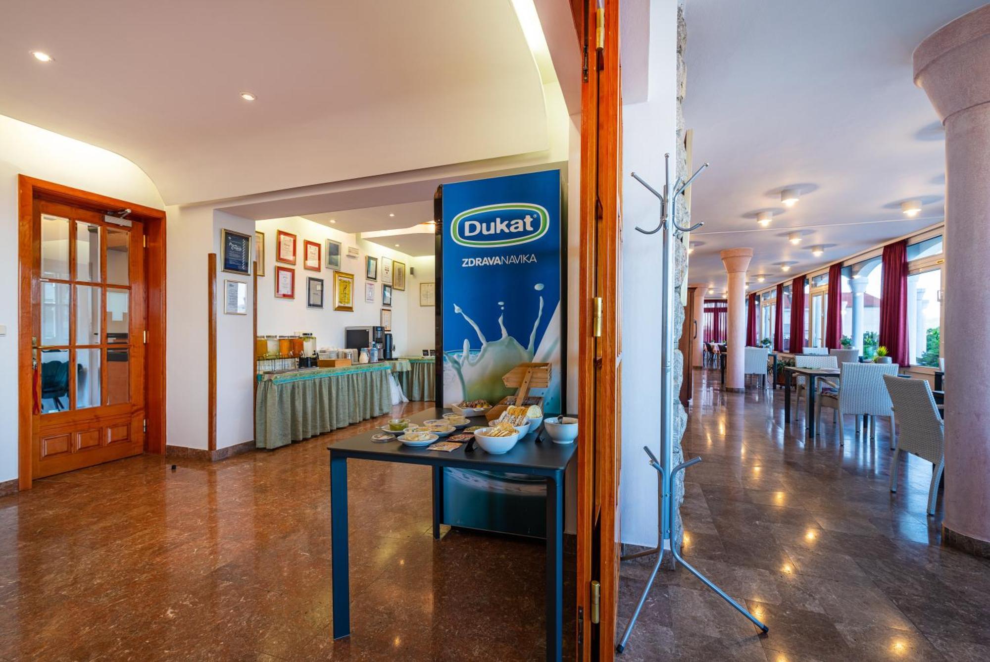 Hotel Vicko Стариград-Пакленица Экстерьер фото
